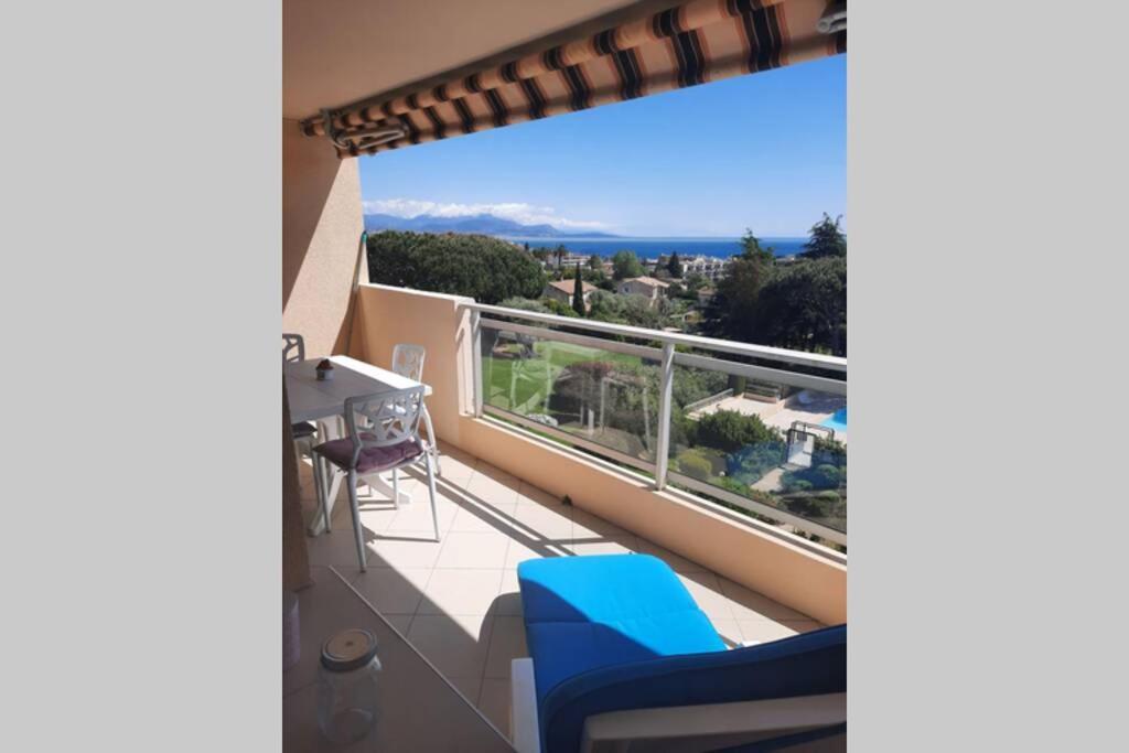T2 Avec Magnifique Vue Mer, Piscine, Clim, Parking Antibes Exterior photo
